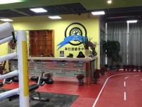 上海崇明岛城桥镇单行道健身俱乐部南门单行道健身中心