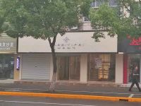 上海崇明岛堡镇镇嘉贝逸飞服饰服装店堡镇嘉贝逸飞女装店